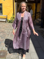 Betty long kimono/indian robe, grey, grå med magisk lyster, tunn siden #7 - 30% REA - BETTY & UMA UPCYCLED COLLECTION